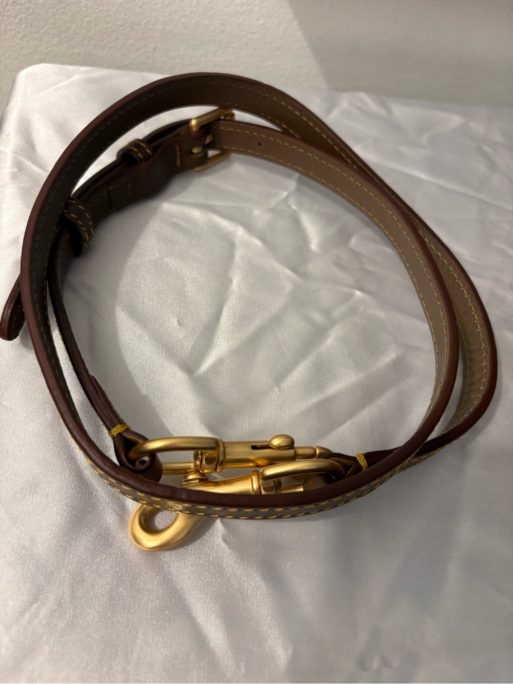 Dooney & Bourke MINI in elephant - Picture 5 of 9